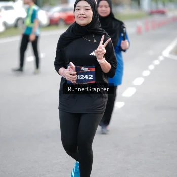 Runner Photo 3732535