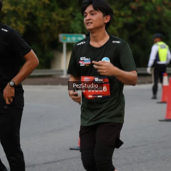 Runner Photo 3732578