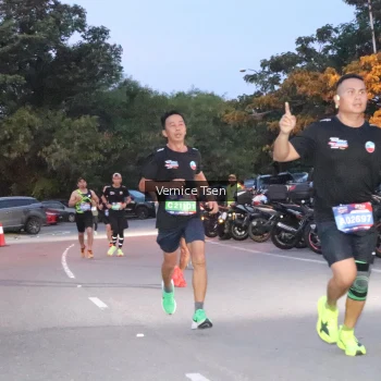 Runner Photo 3732582