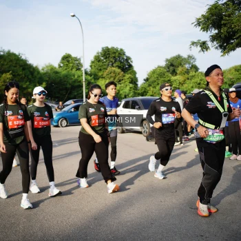 Runner Photo 3732593