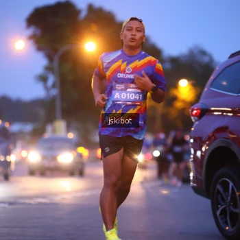 Runner Photo 3732606