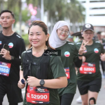 Runner Photo 3732678