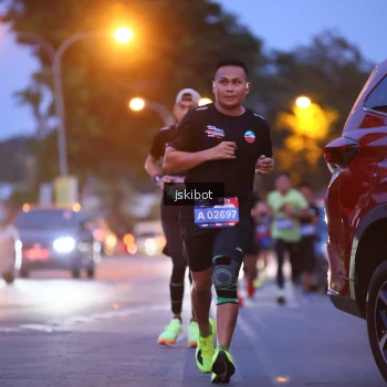 Runner Photo 3732692
