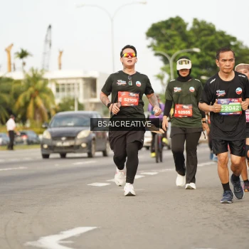 Runner Photo 3732703