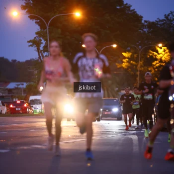 Runner Photo 3732744