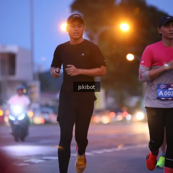 Runner Photo 3732756