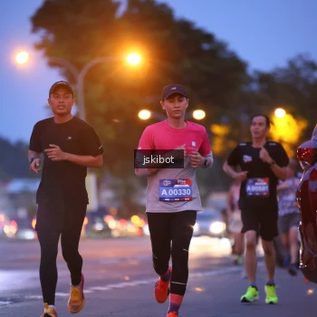 Runner Photo 3732763