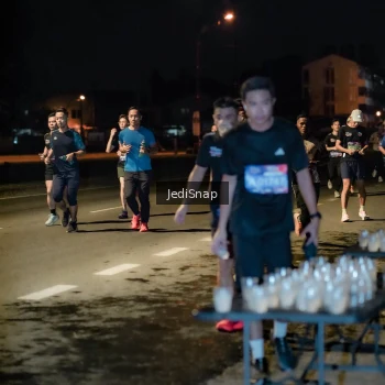Runner Photo 3732773