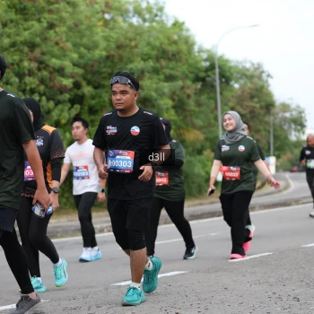 Runner Photo 3732780