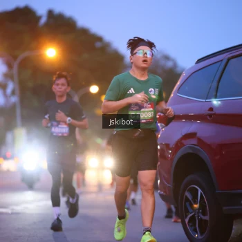 Runner Photo 3732836