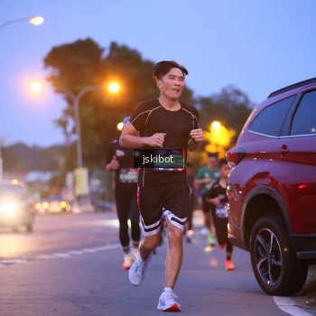 Runner Photo 3732860