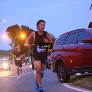 Runner Photo 3732907