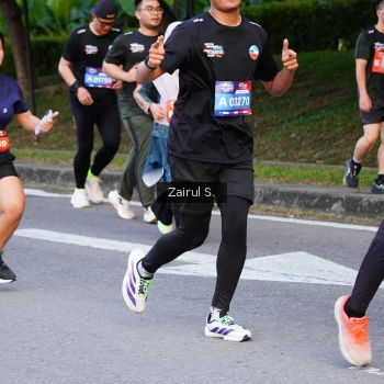 Runner Photo 3732985