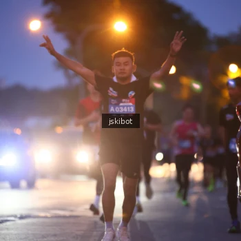 Runner Photo 3732986
