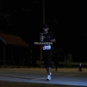 Runner Photo 3733003