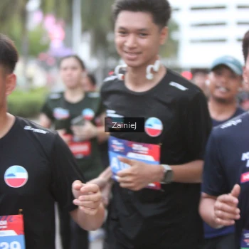 Runner Photo 3733007