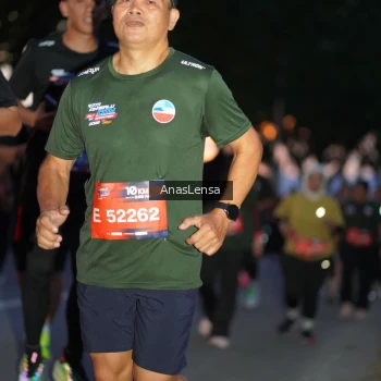 Runner Photo 3733025
