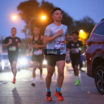 Runner Photo 3733134