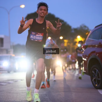 Runner Photo 3733153