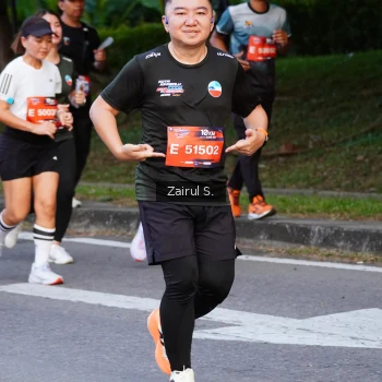 Runner Photo 3733196