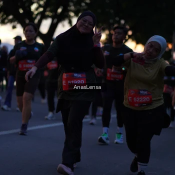 Runner Photo 3733200