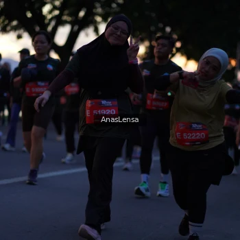 Runner Photo 3733214