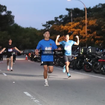 Runner Photo 3733293