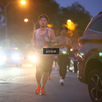 Runner Photo 3733300