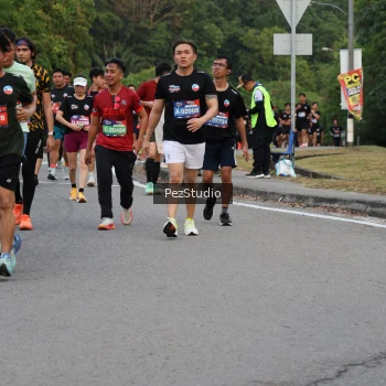 Runner Photo 3733407