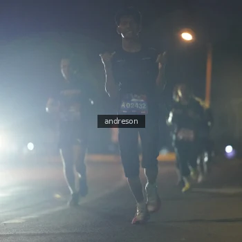 Runner Photo 3733417