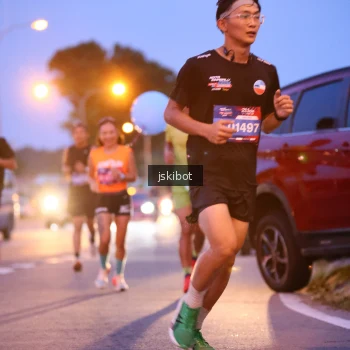 Runner Photo 3733425
