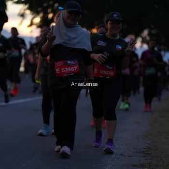 Runner Photo 3733494
