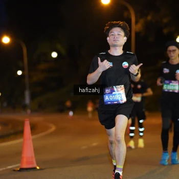 Runner Photo 3733548