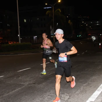 Runner Photo 3733601