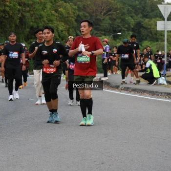Runner Photo 3733605