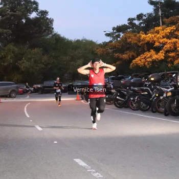 Runner Photo 3733627
