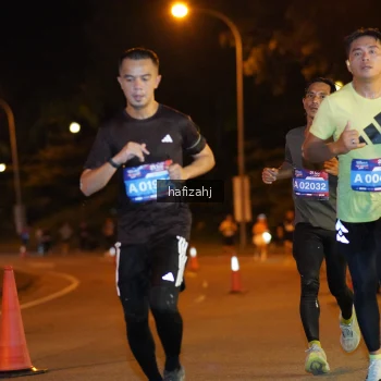 Runner Photo 3733634