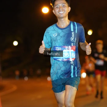 Runner Photo 3733665
