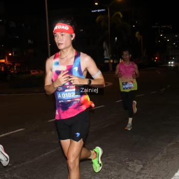 Runner Photo 3733681