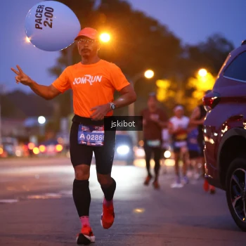 Runner Photo 3733685