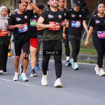 Runner Photo 3733690