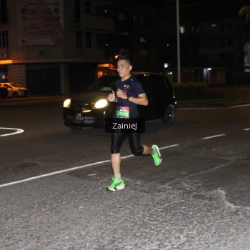 Runner Photo 3733709
