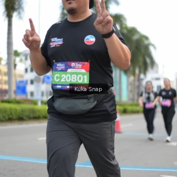 Runner Photo 3733711