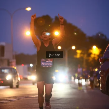 Runner Photo 3733712
