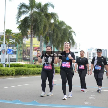 Runner Photo 3733715