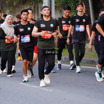Runner Photo 3733734