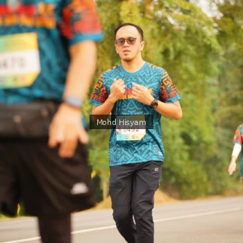 Runner Photo 3733742