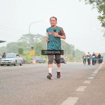 Runner Photo 3733743