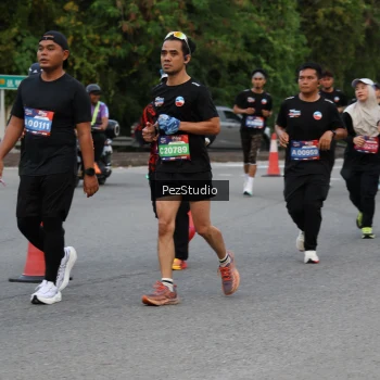 Runner Photo 3733767