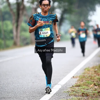 Runner Photo 3733776